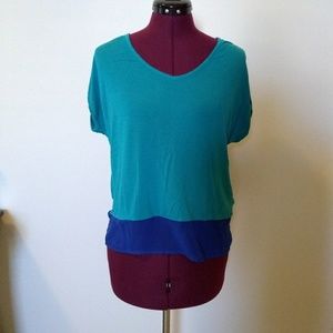 3/$10 Guess Teal and Blue Boxy Top